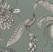 Bestiaire tropical — motif 12, détail du paon gravé et des palmes du papier peint
