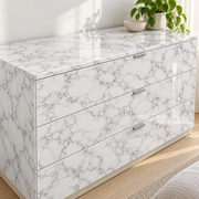 Céladon — nuance 15, adhésif décoratif appliqué sur commode