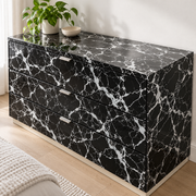 Céladon — nuance 3, adhésif décoratif appliqué sur commode