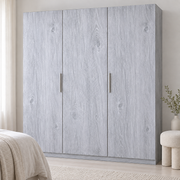 Chêne naturel — nuance 4, mise en situation sur armoire