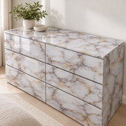 Reflets nacrés — nuance 7, commode (mise en scène générée)